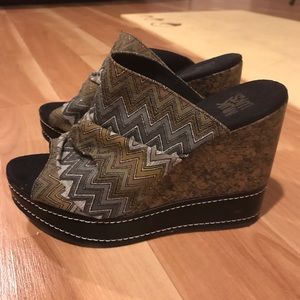 Muk Luks Peyton Wedge Sandal
